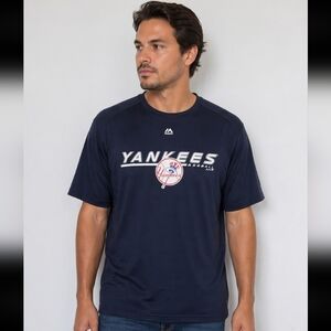 Almost Vintage 2013 NY Yankees Shirt Large